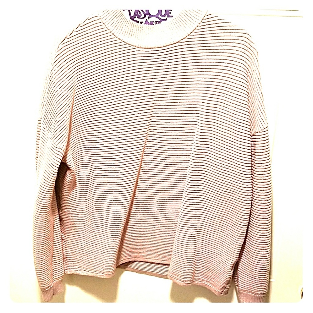H&M pink sweater